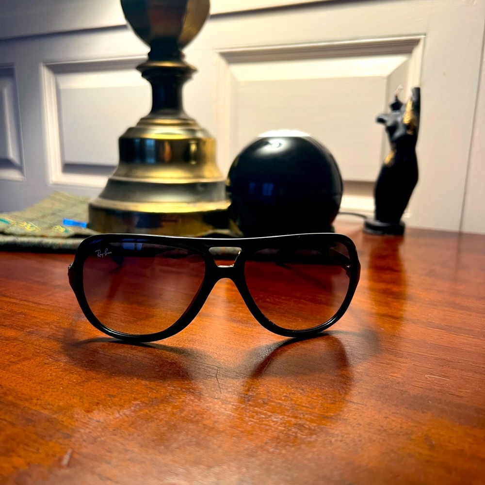 Ray-Ban Black Frame Brown Gradient Lens Sunglasses